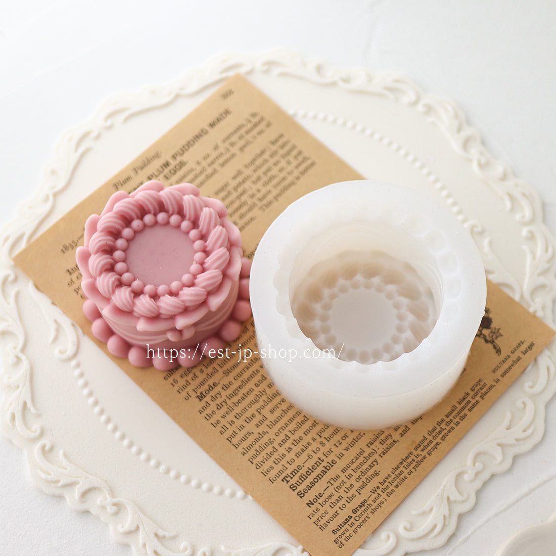 Heart Motif Decoration Cake