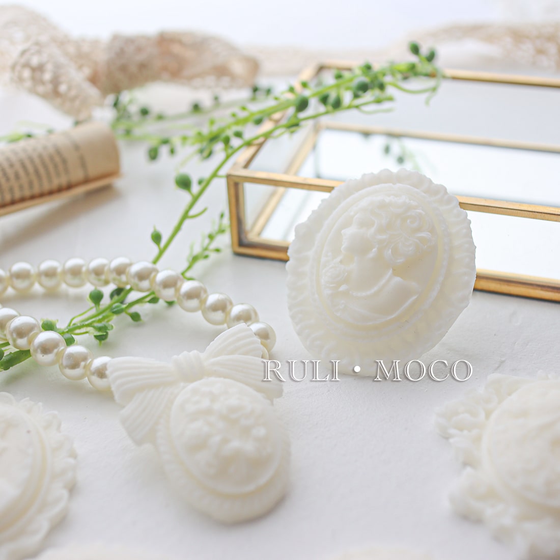 Cameo mold set