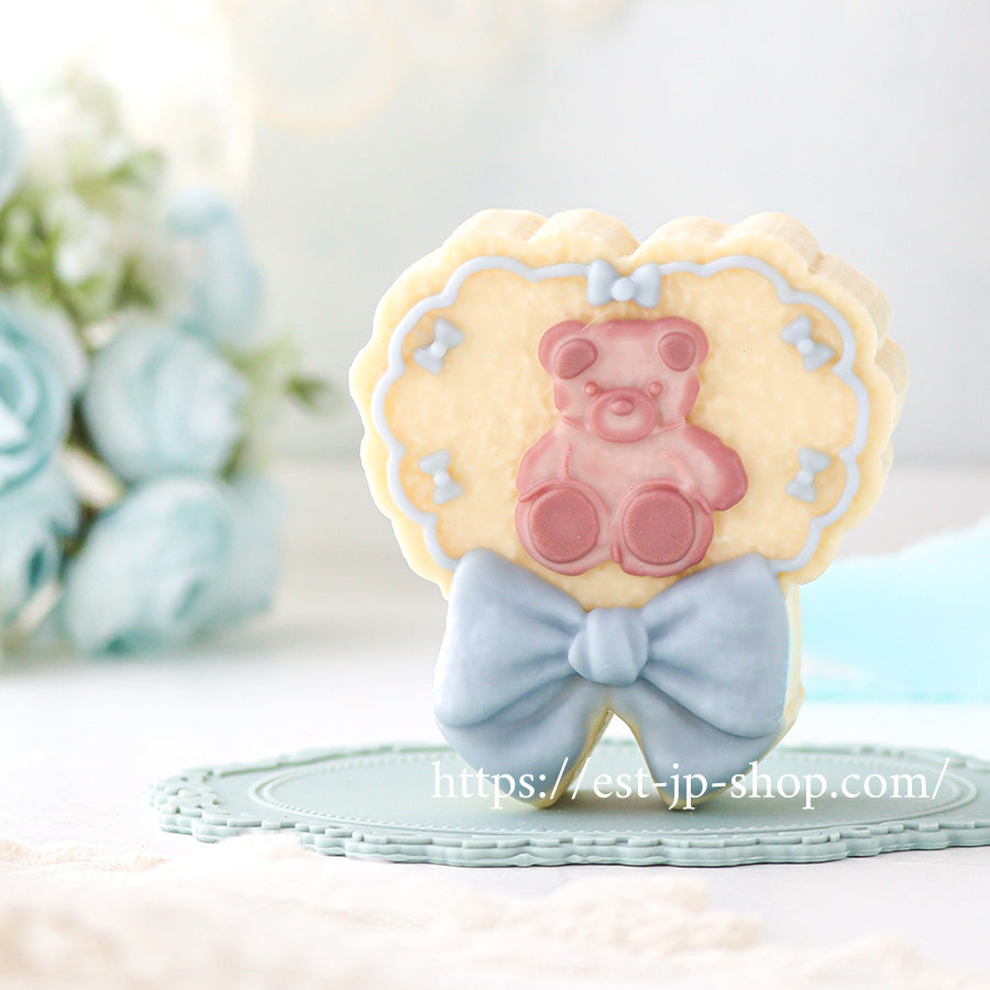 クマのリボンケーキ