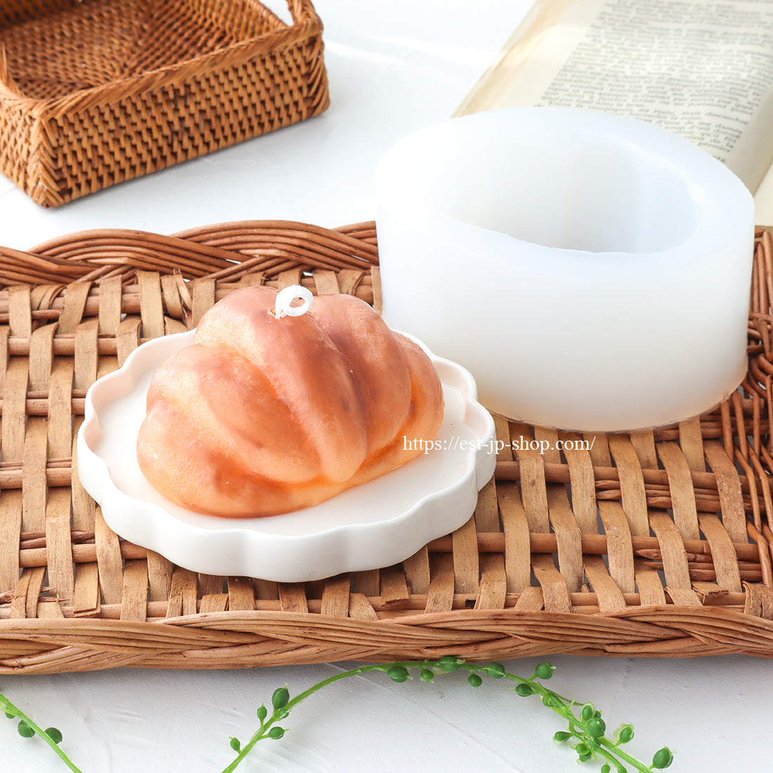 ロールパン形シリコンモールド