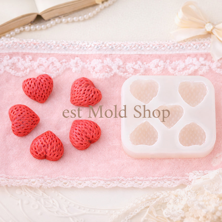 Heart Strawberry (M)
