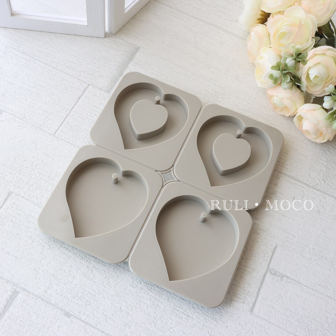 ワックスサシェ用モールド(穴あきハート)