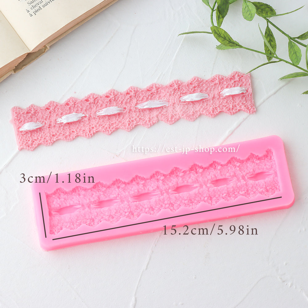 リボン装飾のレース