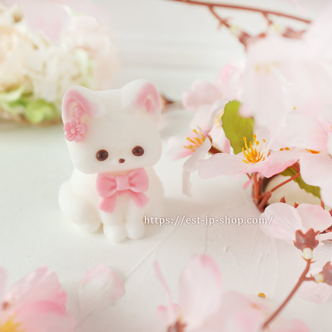 Sakura Cat