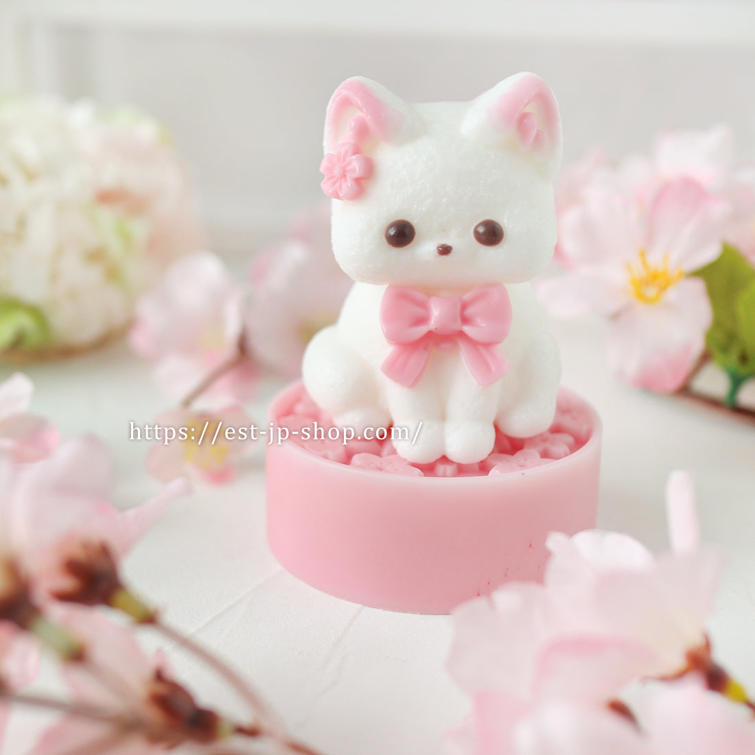 Sakura Cat