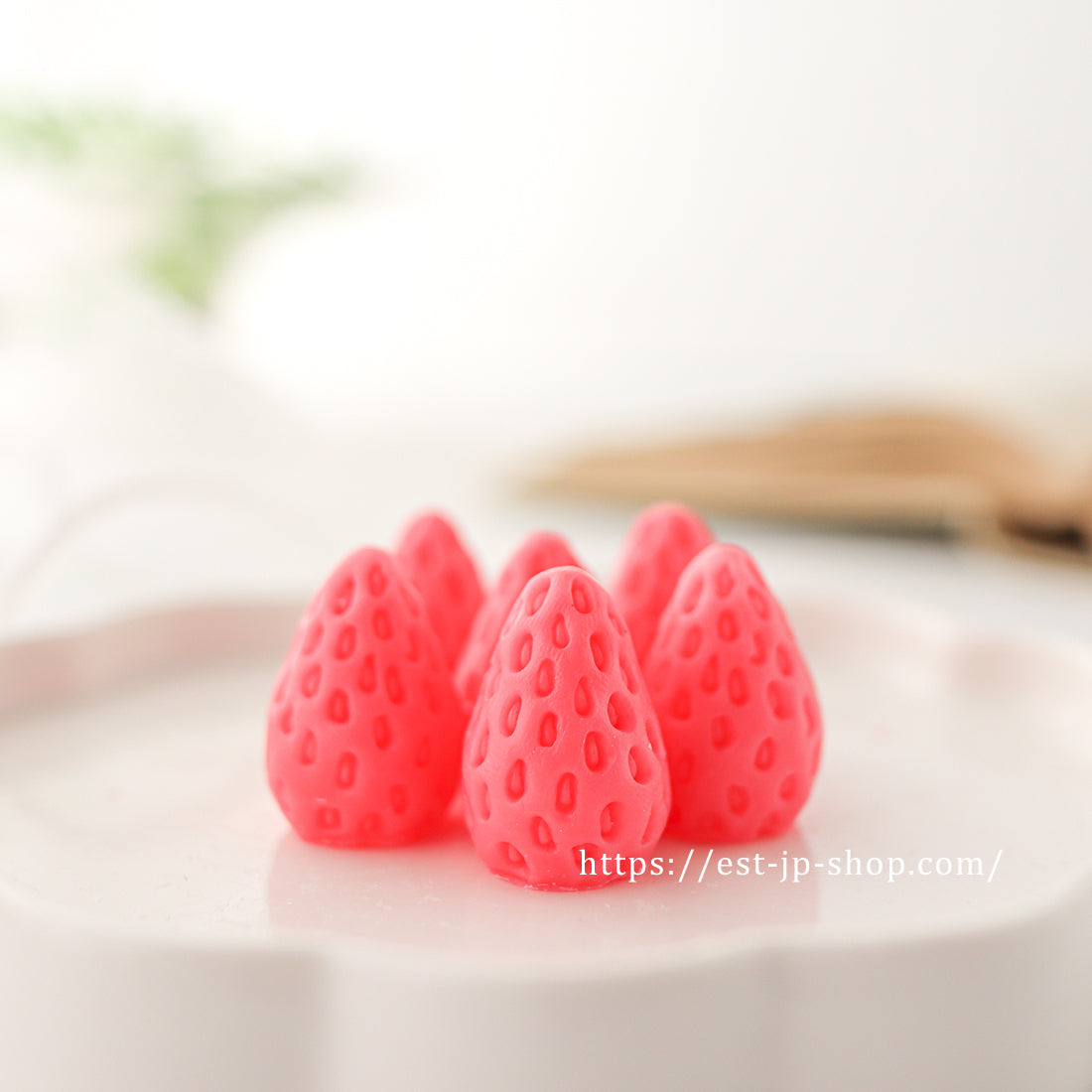 Medium Size Strawberry