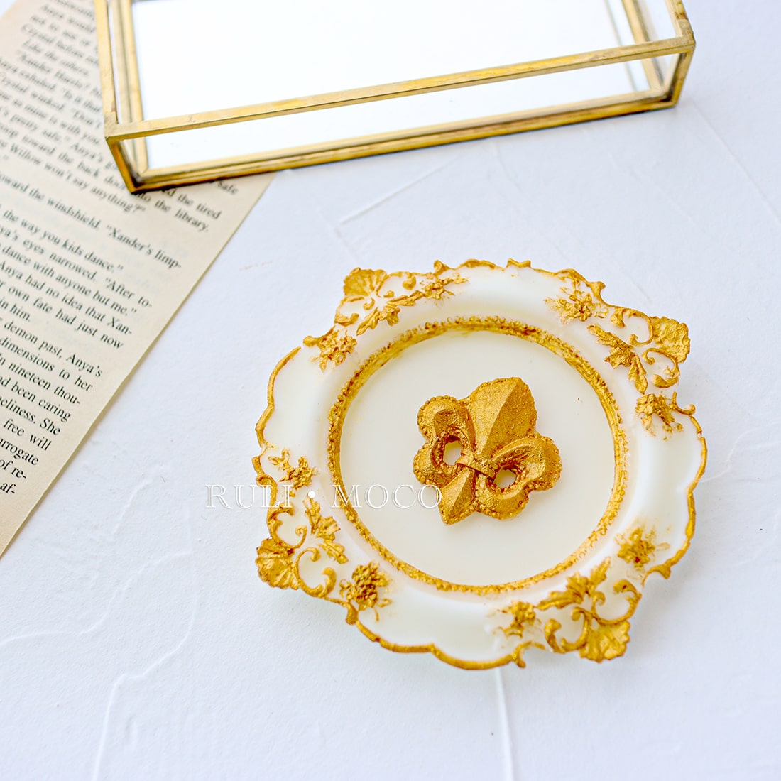 Fleur-de-Lis 