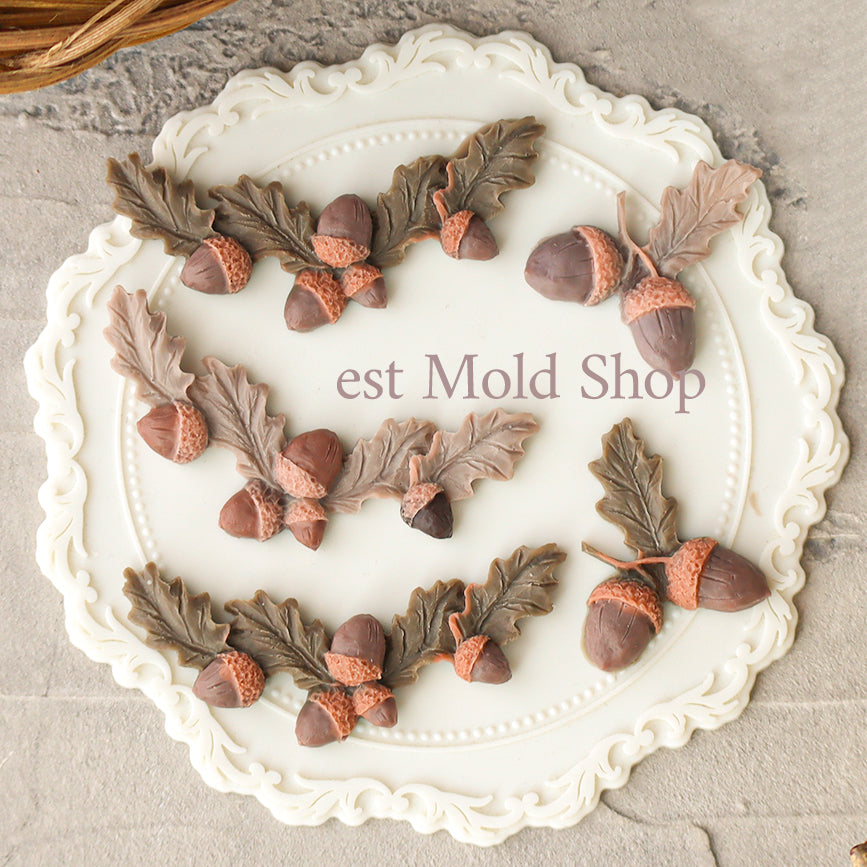 Acorn Garland