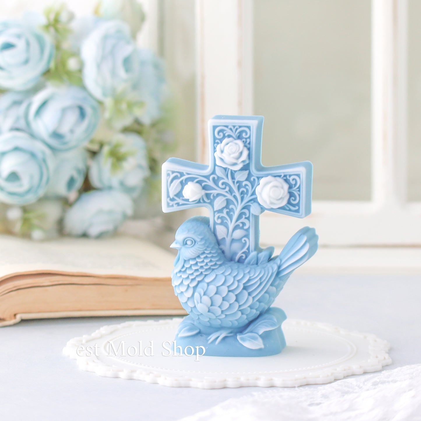 Little Bird Classical Ornament