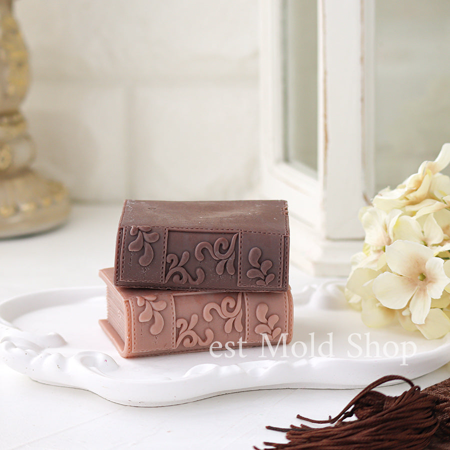 閉じた形の本型