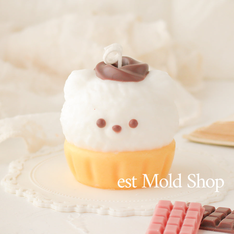 くまのカップケーキ