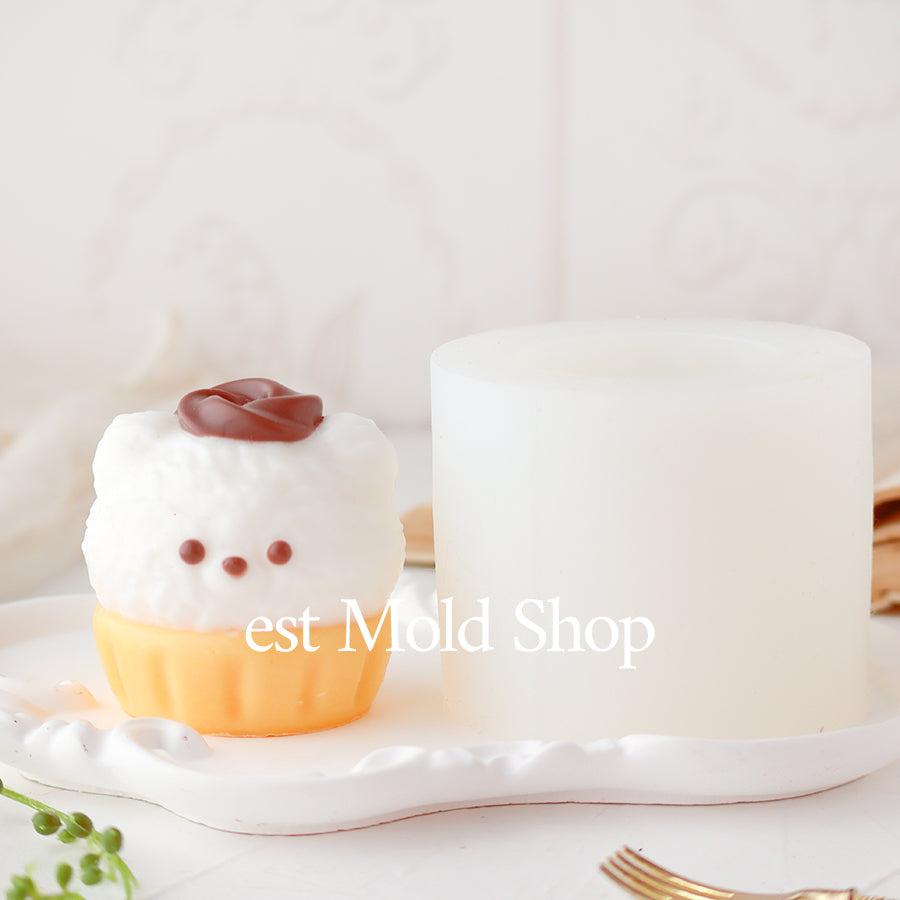 くまのカップケーキ