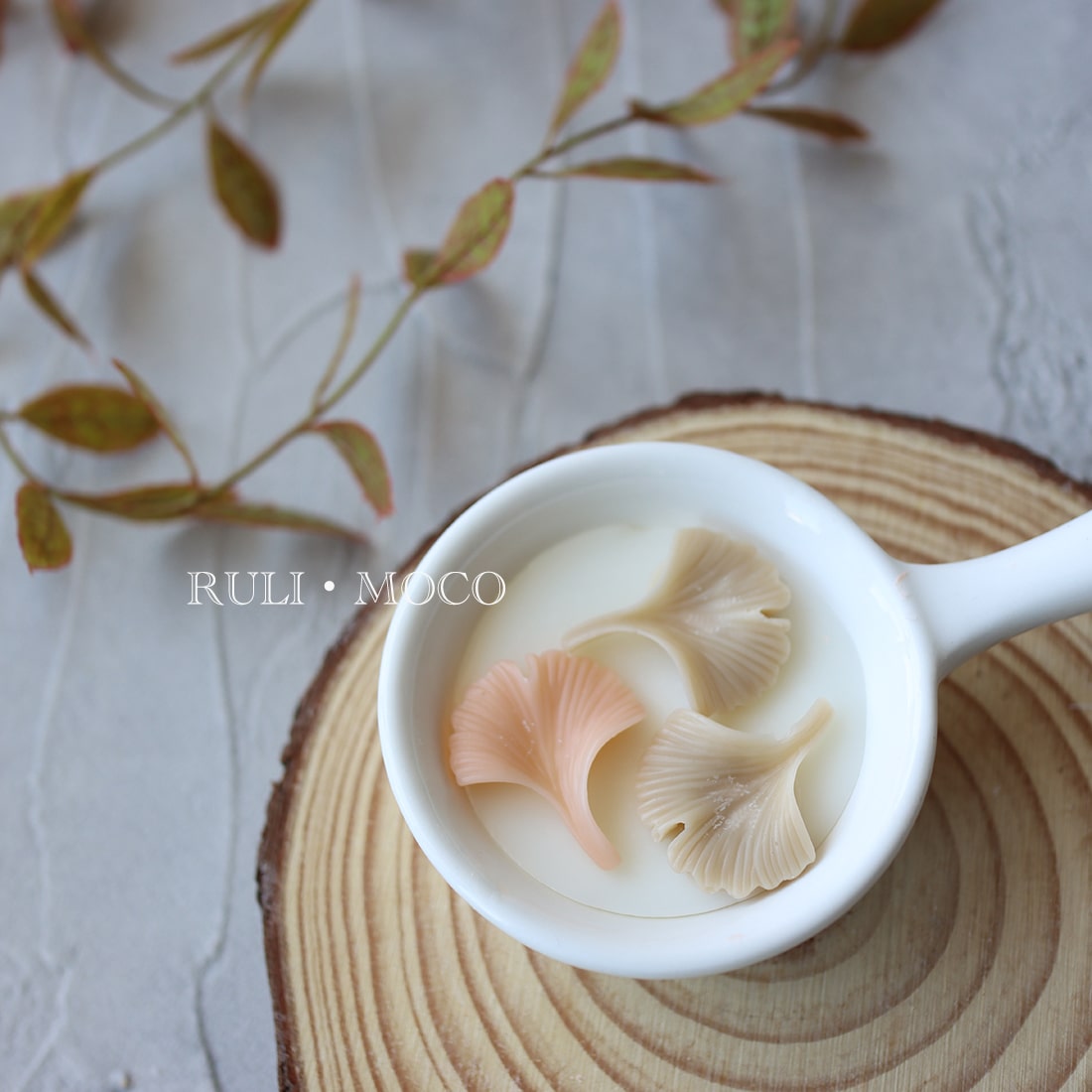 Ginkgo Leaves