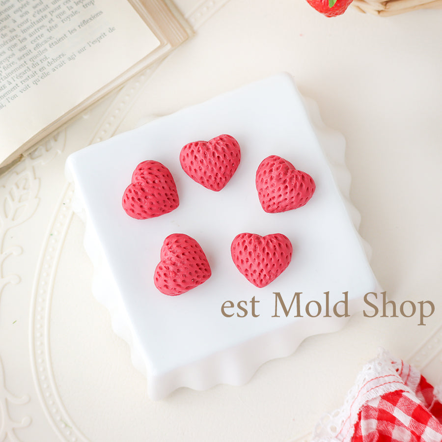 Heart Strawberry (M)
