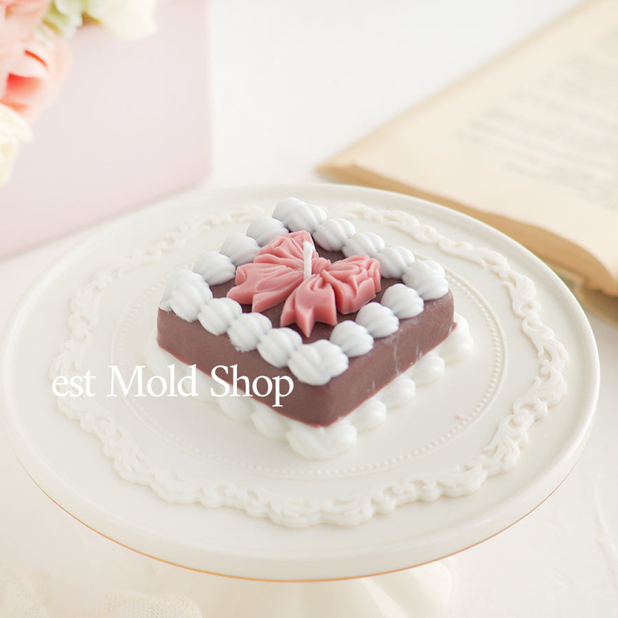 スクエアクリームケーキ