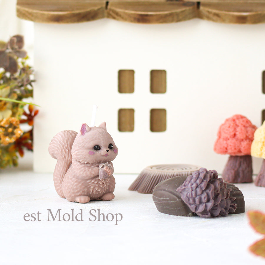 Squirrel (miniature)
