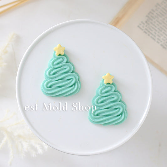 Piped cream tree
